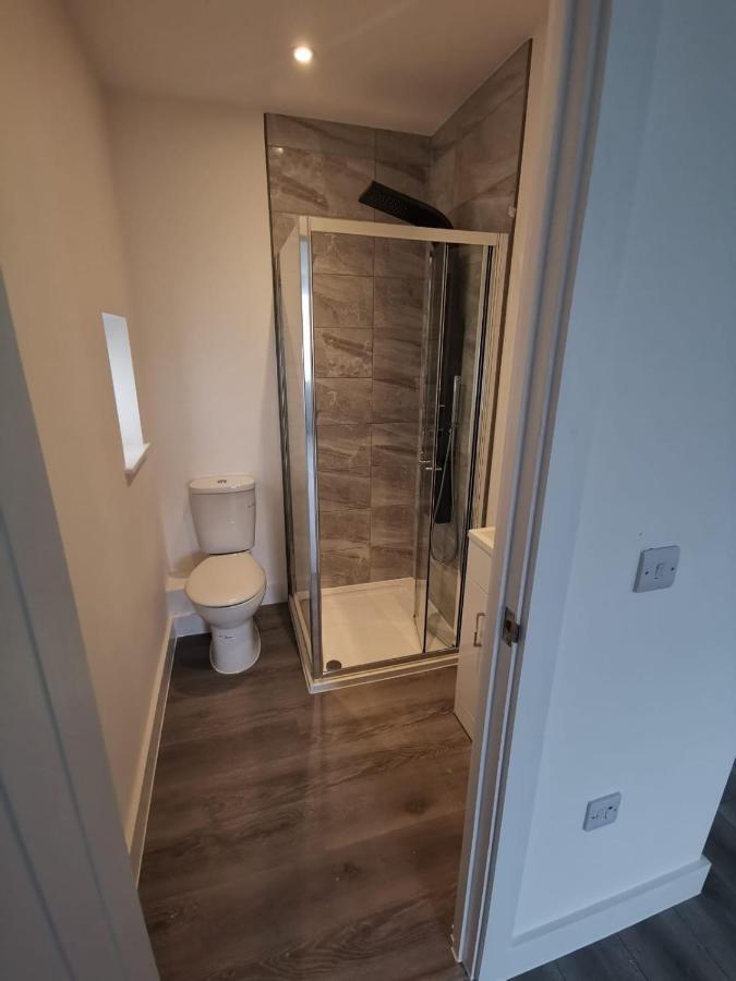 Seafront Suites - Close To Beach, Train Station & Southend Airport Сътън он Сий Екстериор снимка