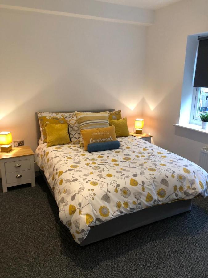 Seafront Suites - Close To Beach, Train Station & Southend Airport Сътън он Сий Екстериор снимка